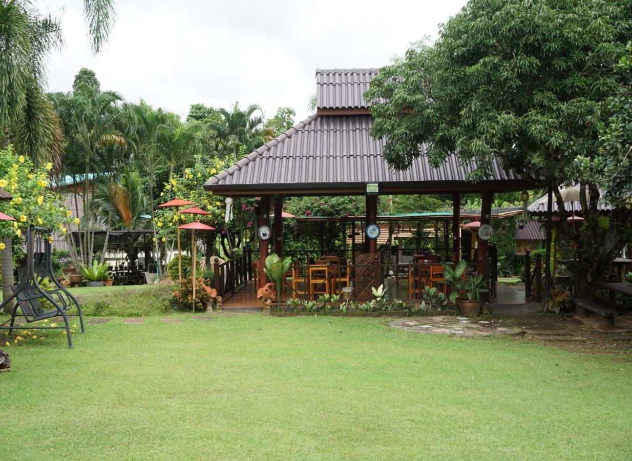 Ban Rai Tin Thai Ngarm Eco Lodge Mae Rim Exteriör bild