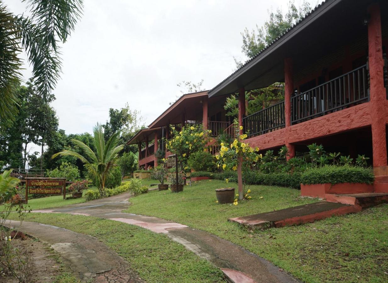 Ban Rai Tin Thai Ngarm Eco Lodge Mae Rim Exteriör bild