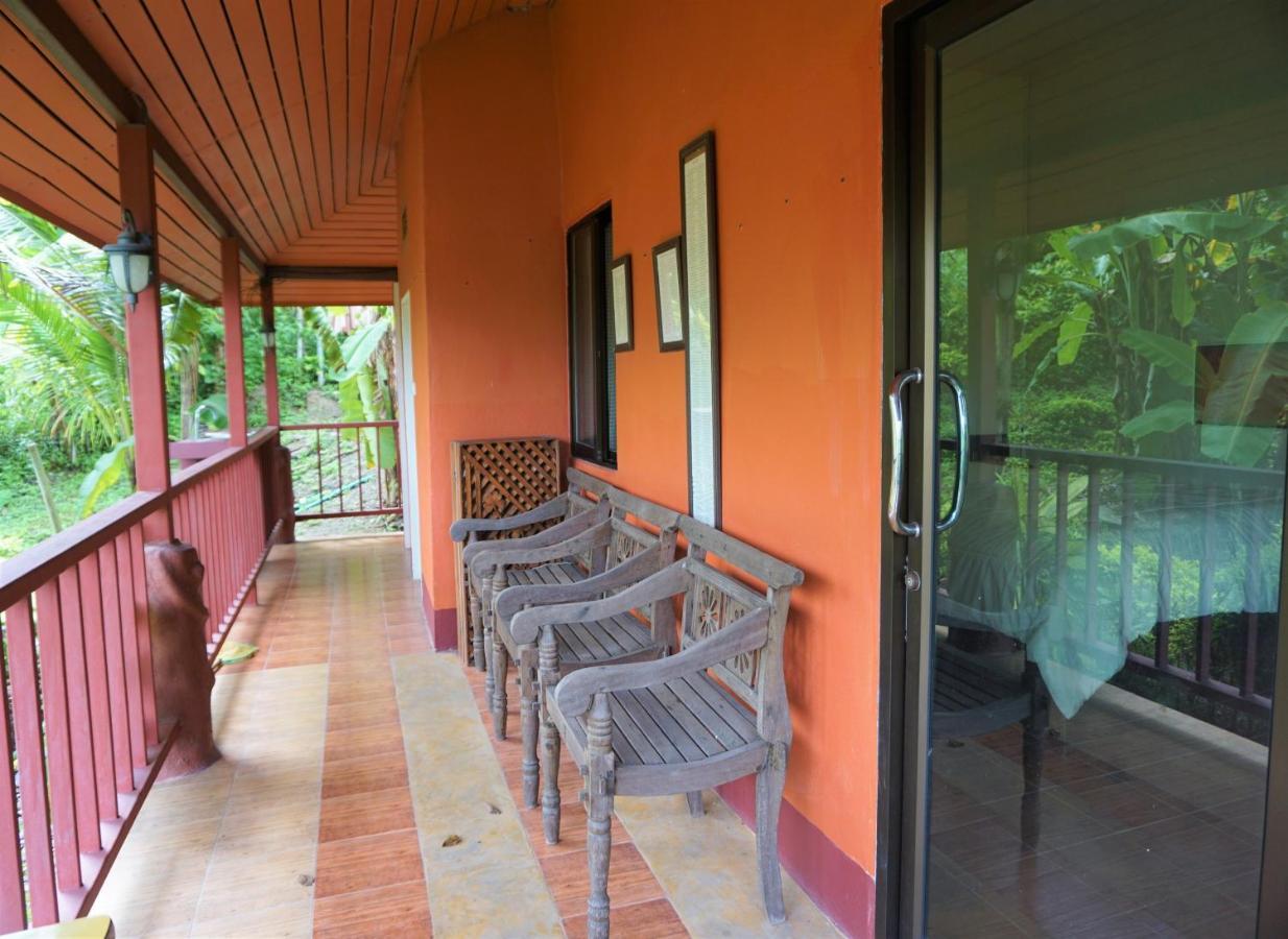 Ban Rai Tin Thai Ngarm Eco Lodge Mae Rim Exteriör bild