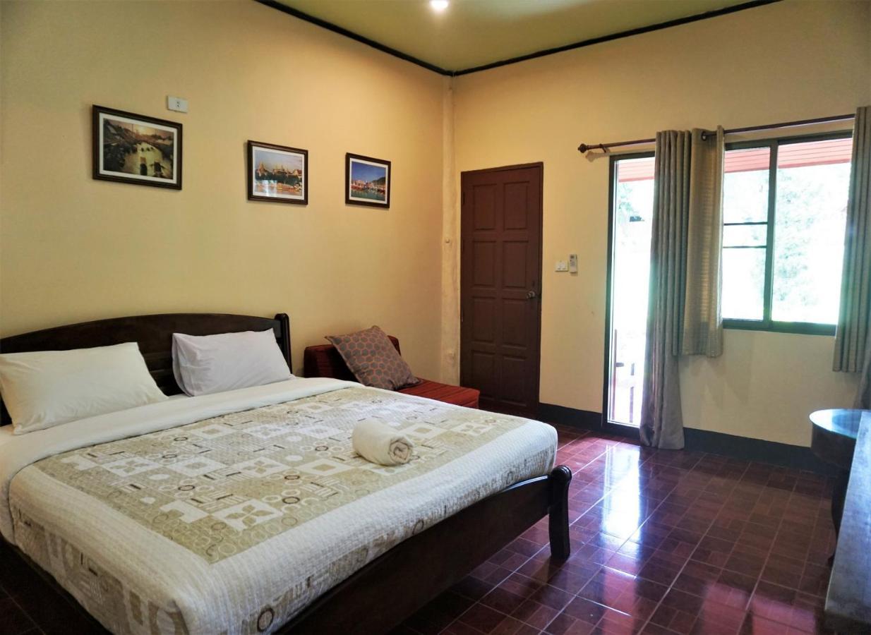 Ban Rai Tin Thai Ngarm Eco Lodge Mae Rim Exteriör bild