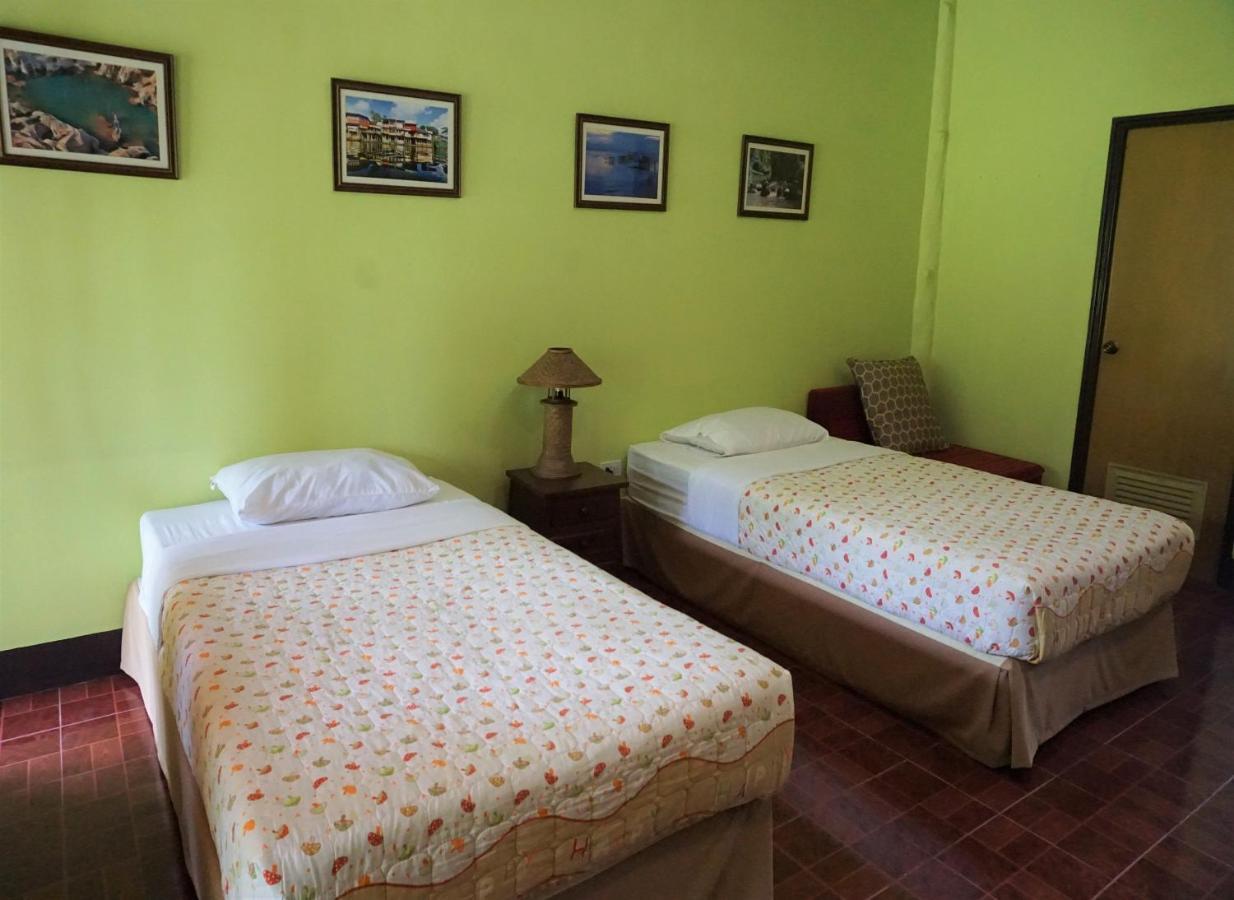 Ban Rai Tin Thai Ngarm Eco Lodge Mae Rim Exteriör bild