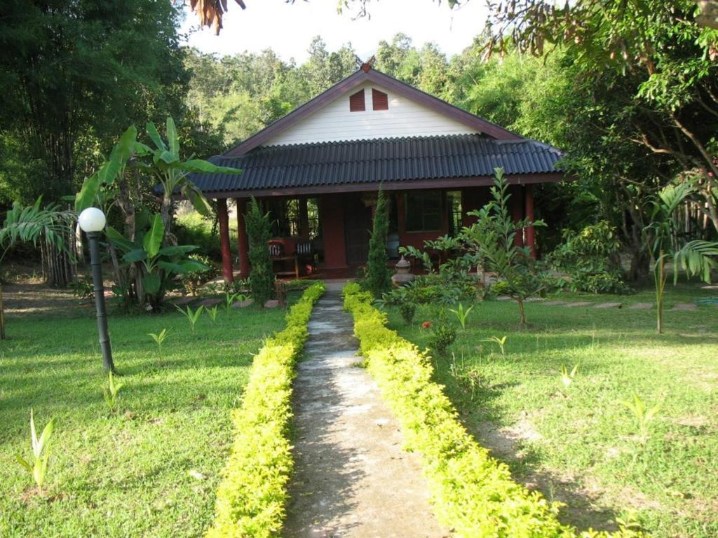 Ban Rai Tin Thai Ngarm Eco Lodge Mae Rim Exteriör bild